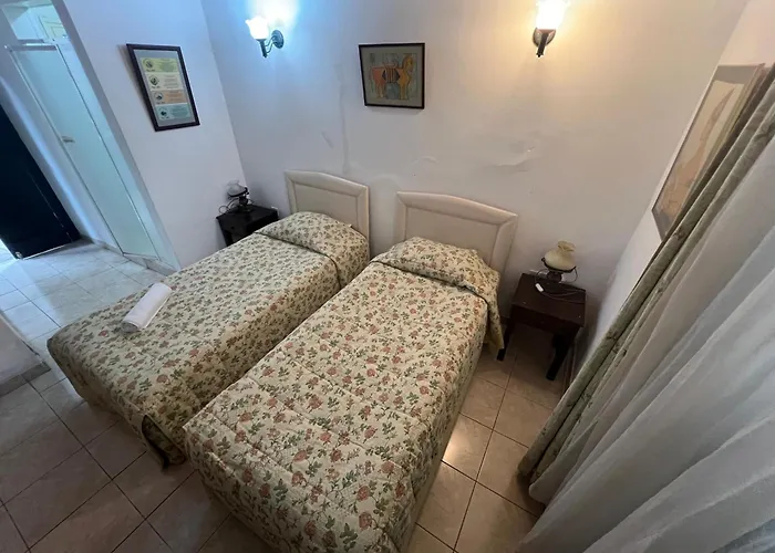 Nostalgia Boutique ホテル キレニア